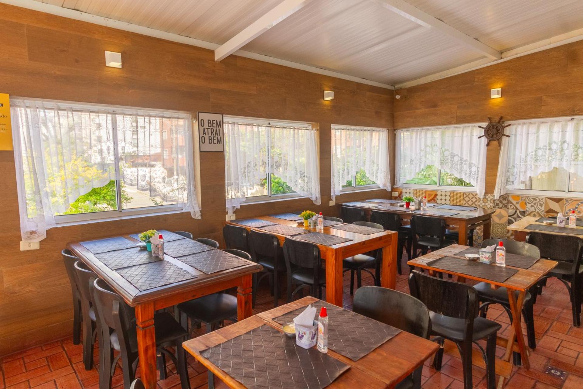 Guaruja Hostel ภายนอก รูปภาพ