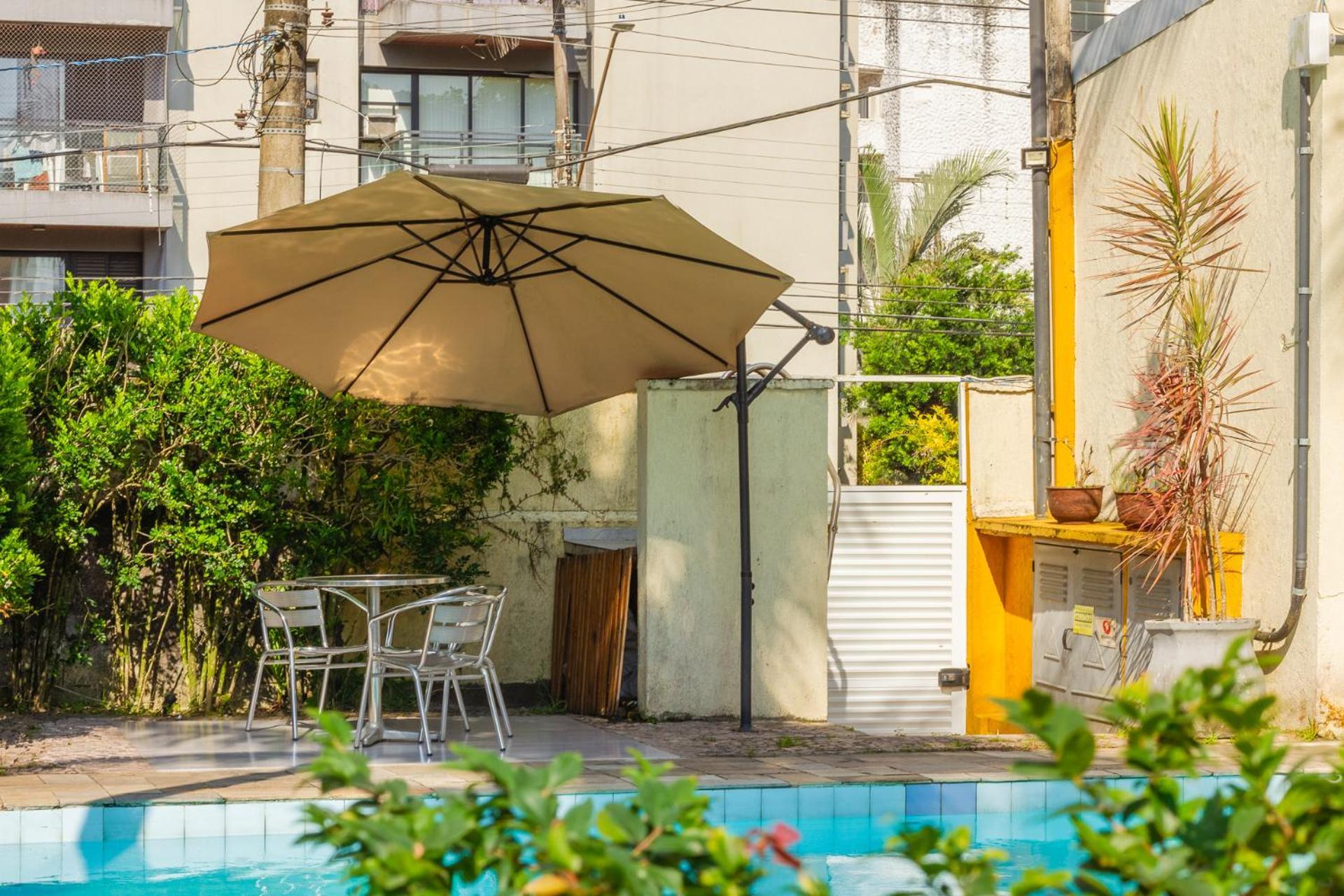 Guaruja Hostel ภายนอก รูปภาพ