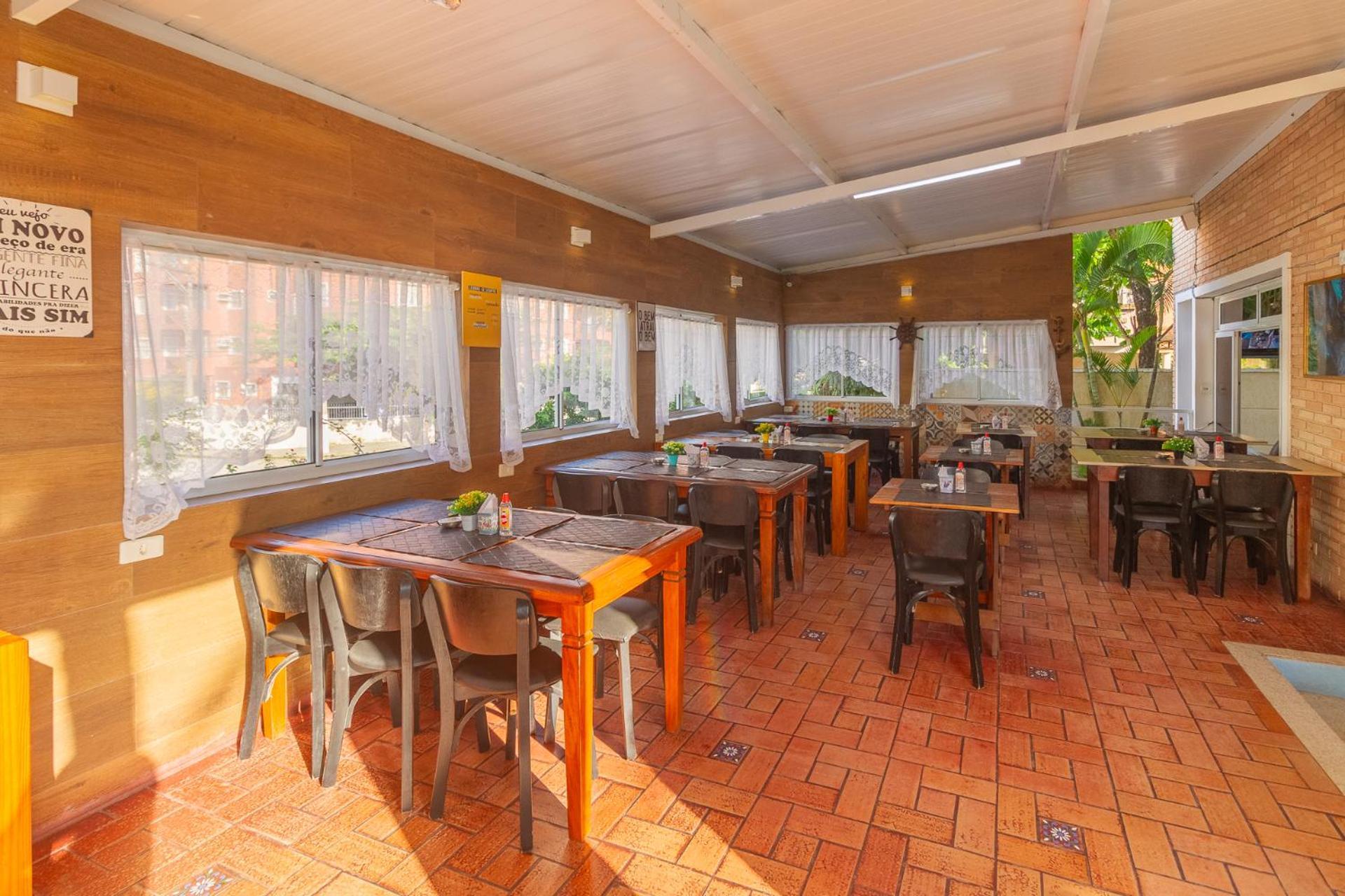 Guaruja Hostel ภายนอก รูปภาพ